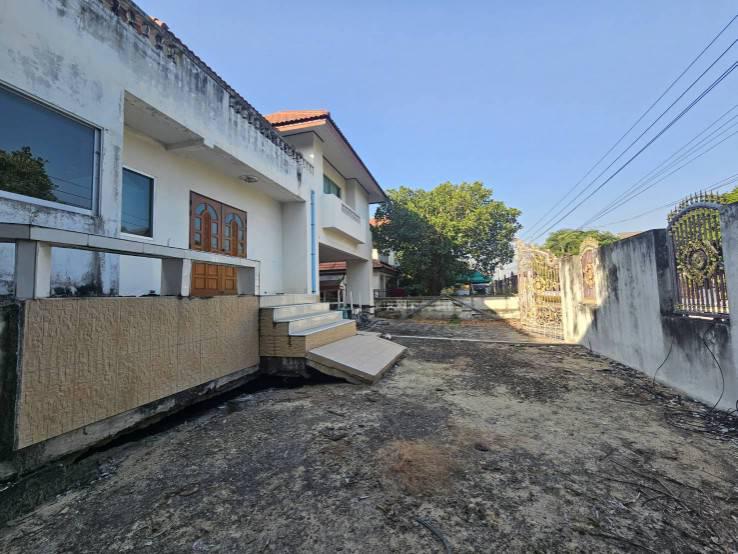 บ้านเดี่ยว 4000000 กรุงเทพมหานคร เขตบางขุนเทียน ท่าข้าม